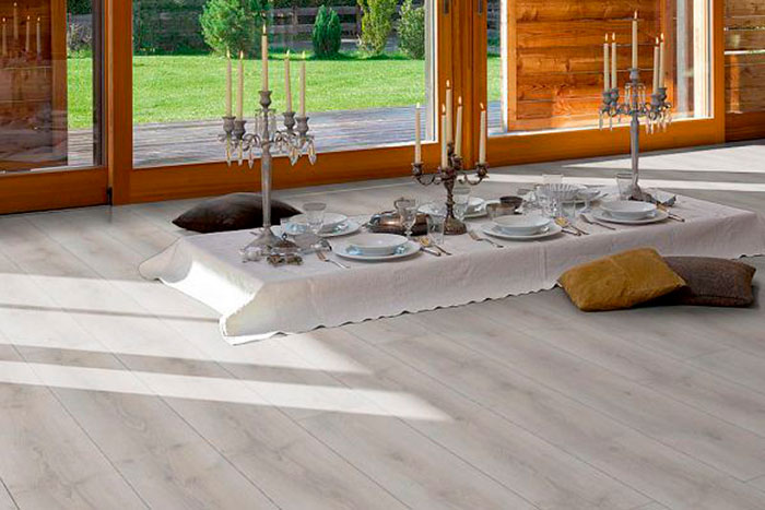 Pisos Fotolaminados PARADOR